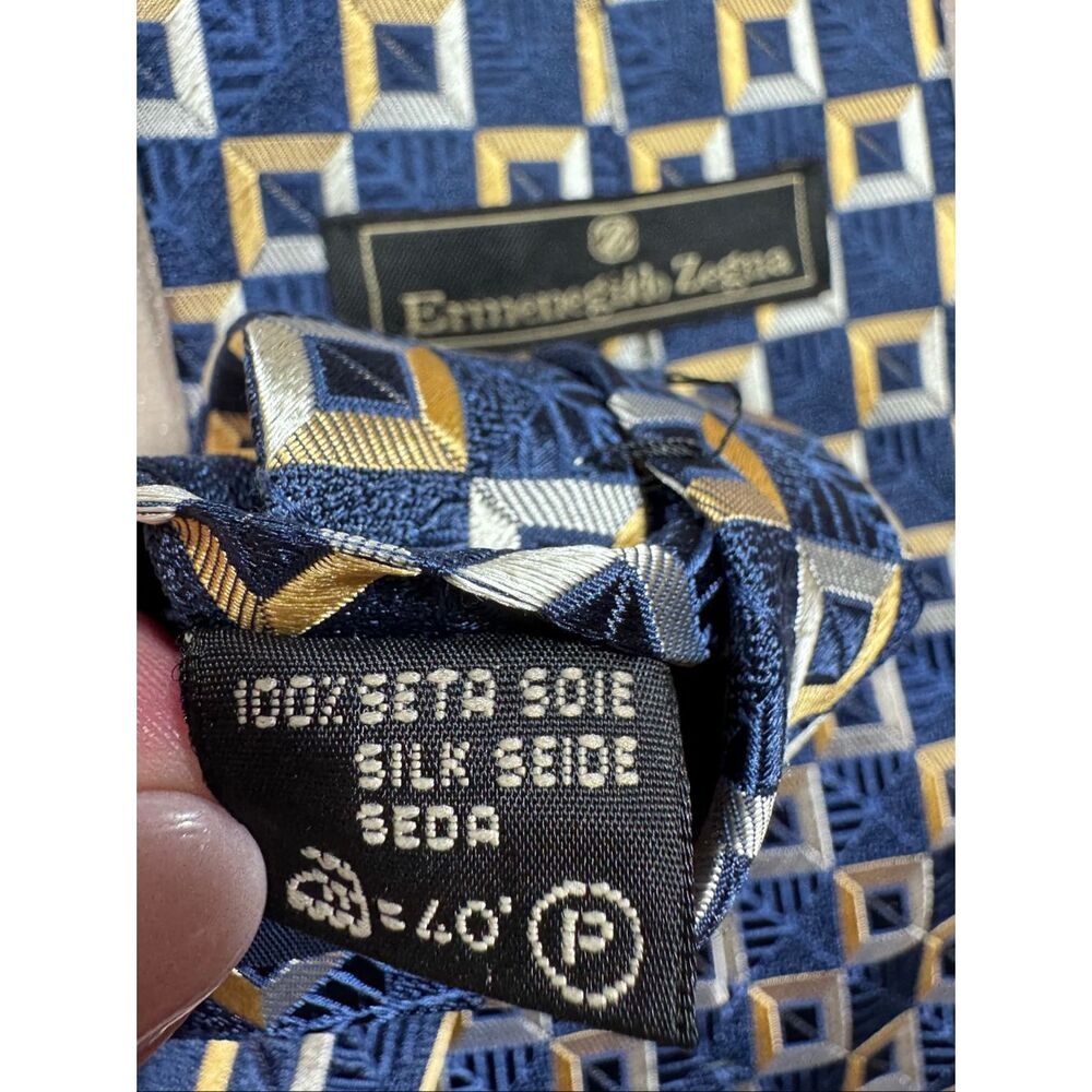 Ermenegildo Zegna 100% Silk‎ Tie - Picture 3 of 4